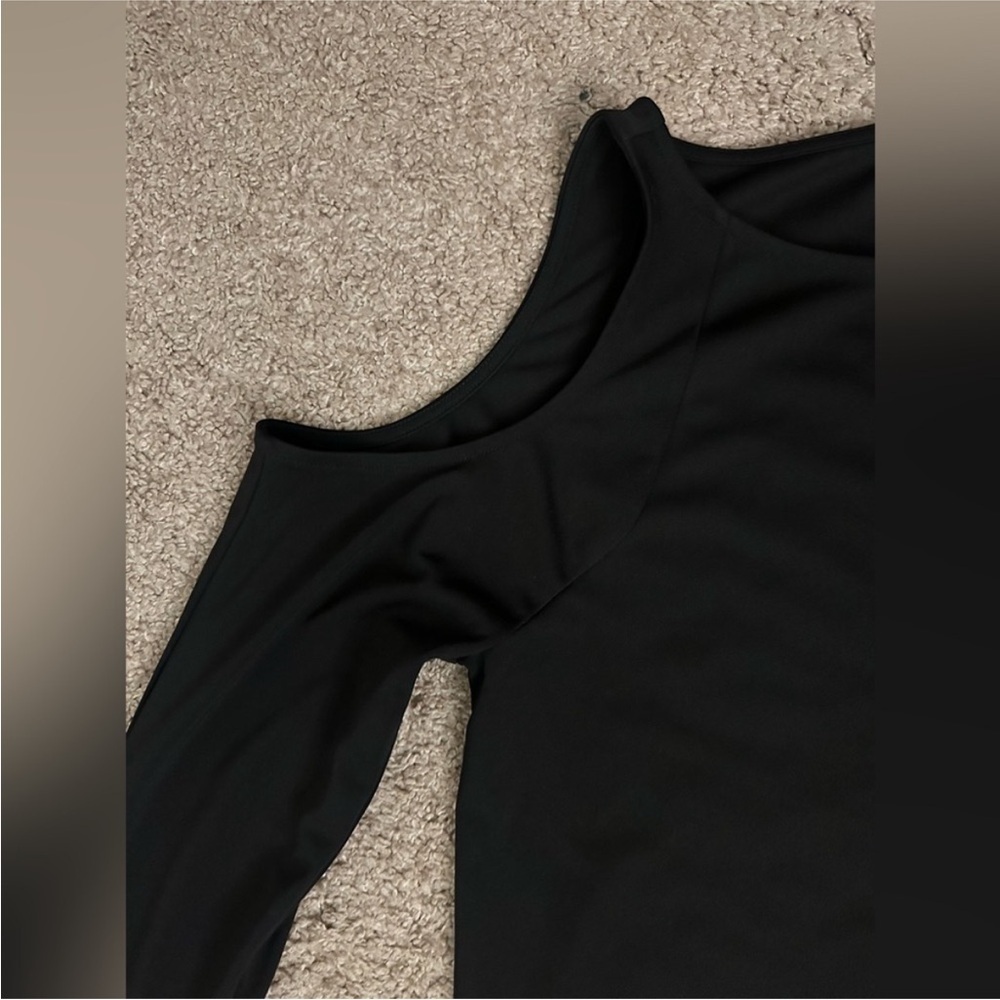 Ann Taylor Black Cold Shoulder Blouse – Women’s Size M - Picture 5 of 5